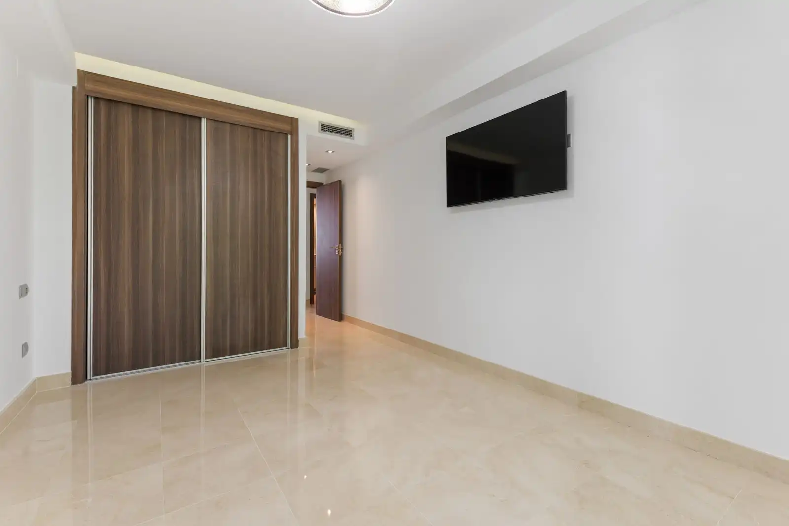 Piso con piscina en venta en Calle Castilla s/n, imagen 7