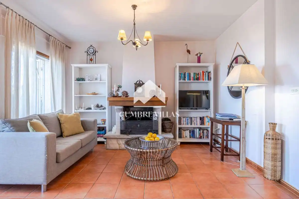Living room of Houses for sale in Salobreña  with Private garden, Terrace and Internet