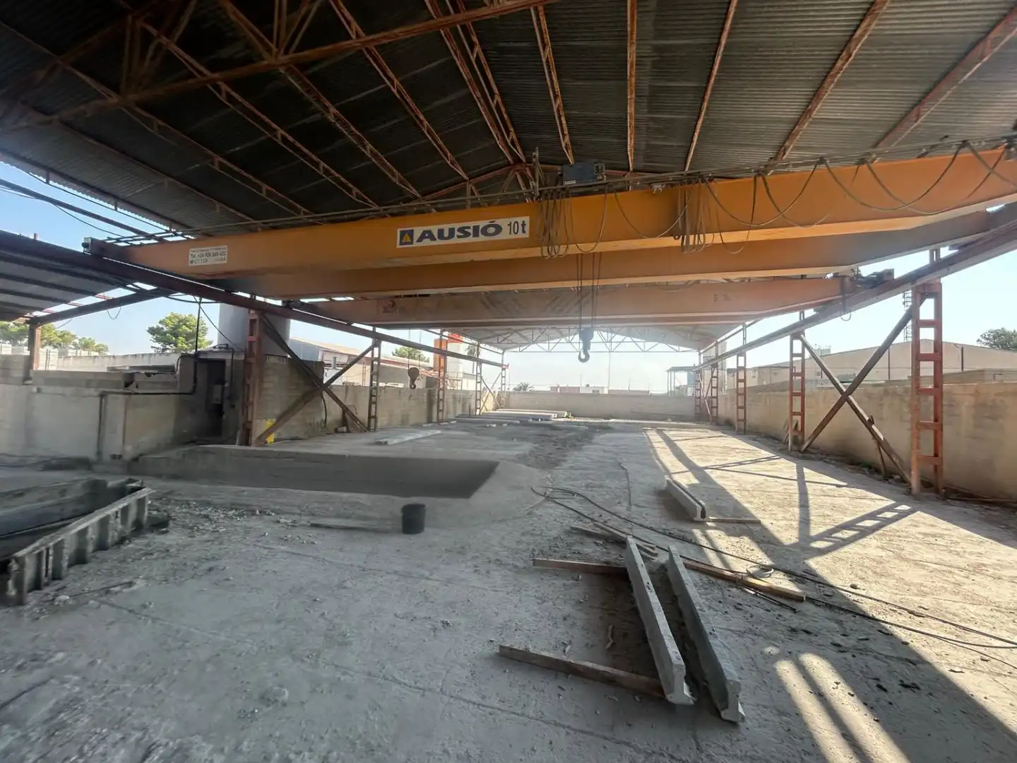 Nave industrial en venta en Cox