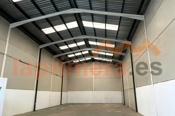 Exterior view of Industrial buildings for rent in Corbera