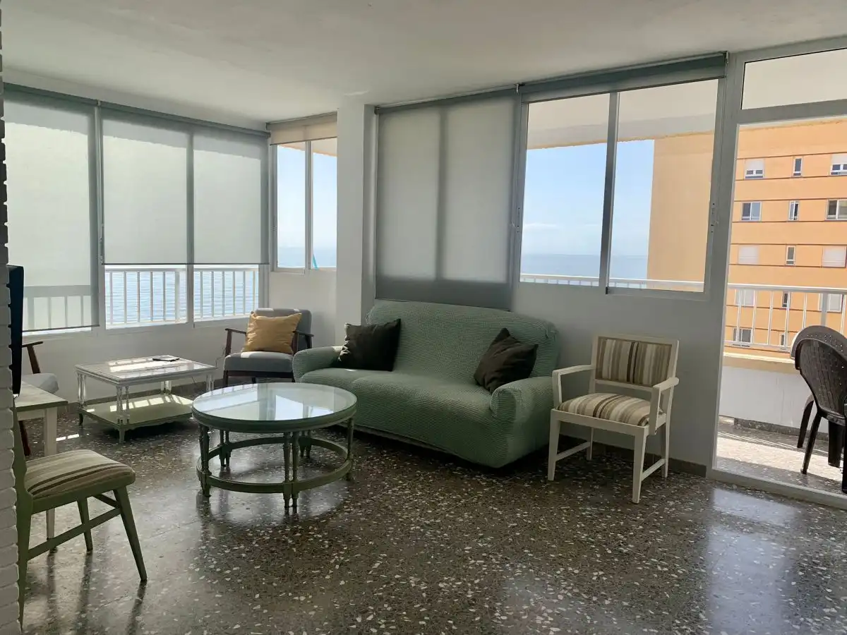 Mini appartamento con terrazza in affitto a San Gabriel - Palmeral - Urbanova, imagen 3