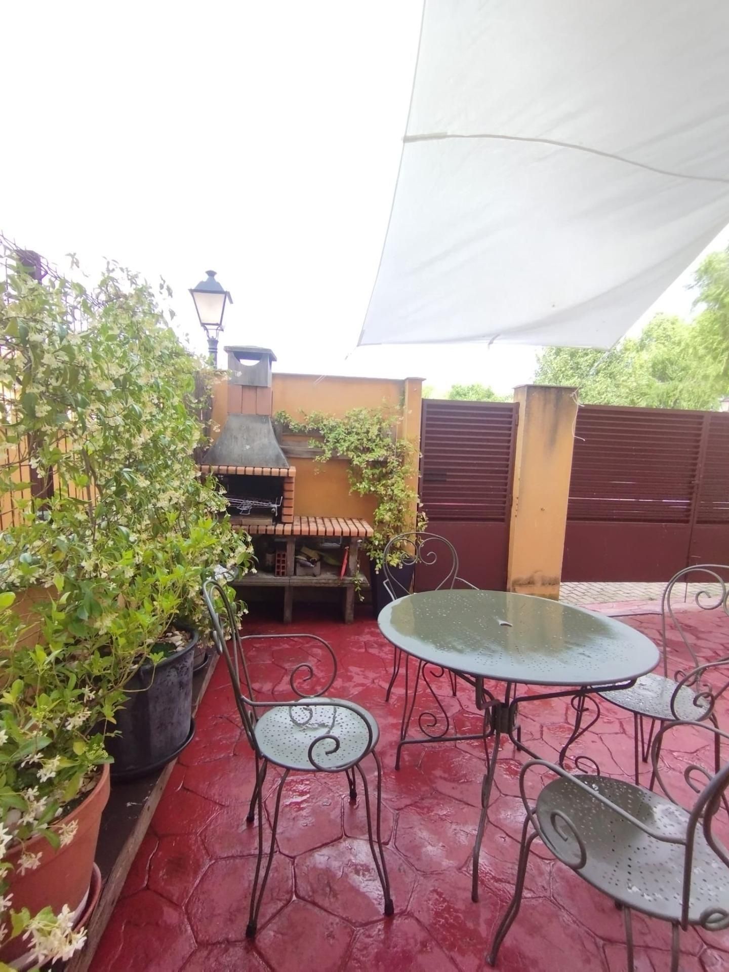 Terrassa de Casa adosada en venda en Torre del Burgo amb Calefacció