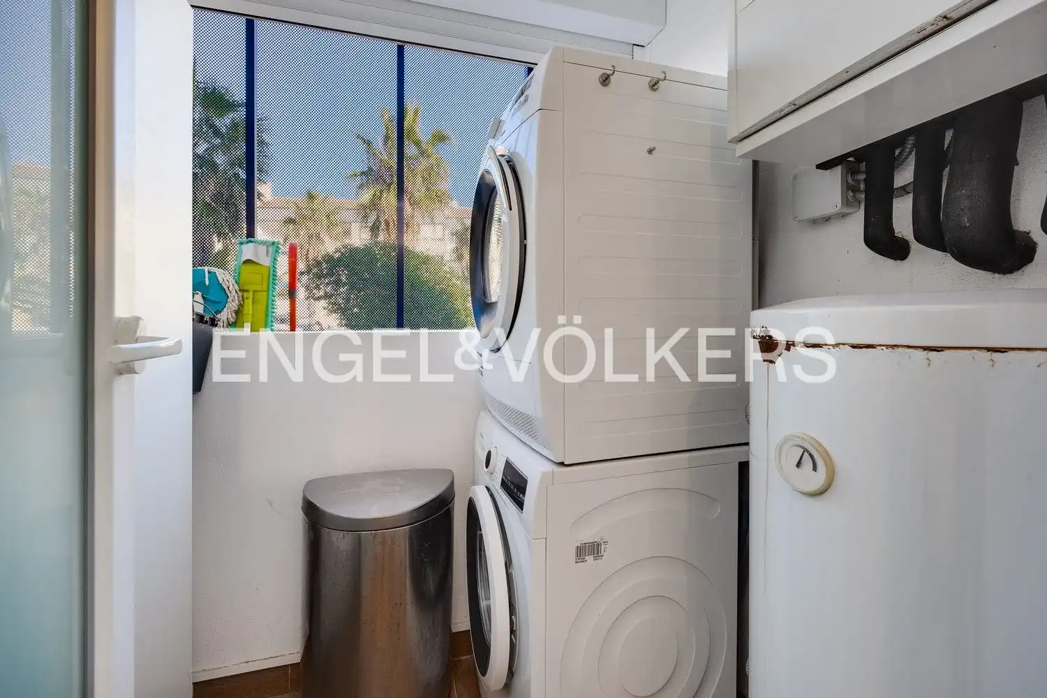 Küche von Erdgeschoss zum Verkauf in Torrevieja mit Klimaanlage, Heizung und Terrasse