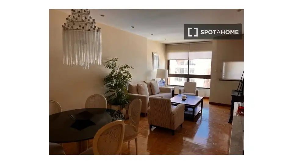 Fotografía del inmueble reportado: 2.300 €/mes — Almagro, Madrid