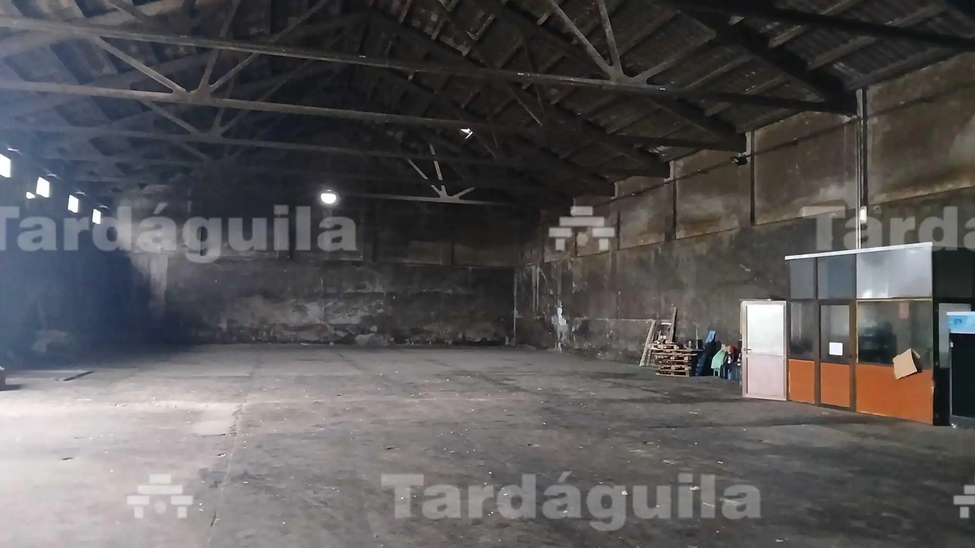 Fabrikhallen zur Miete in Pedrosillo el Ralo