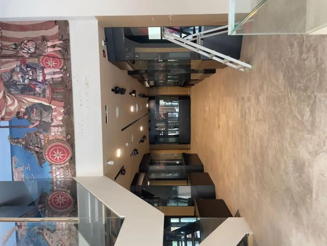 Local comercial en venta en C. Sebastián Souvirón, imagen 3