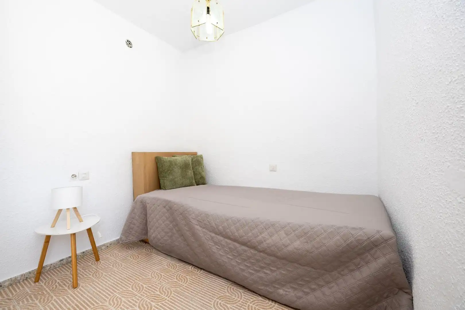 Habitación de Apartamento en venta en Cenes de la Vega con Terraza