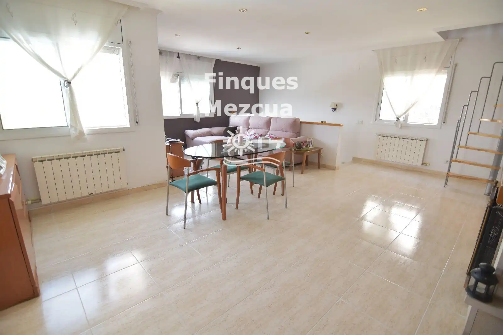 Living room of Detached homes for sale in Roda de Berà  with Heating, Terrace and Swimming Pool