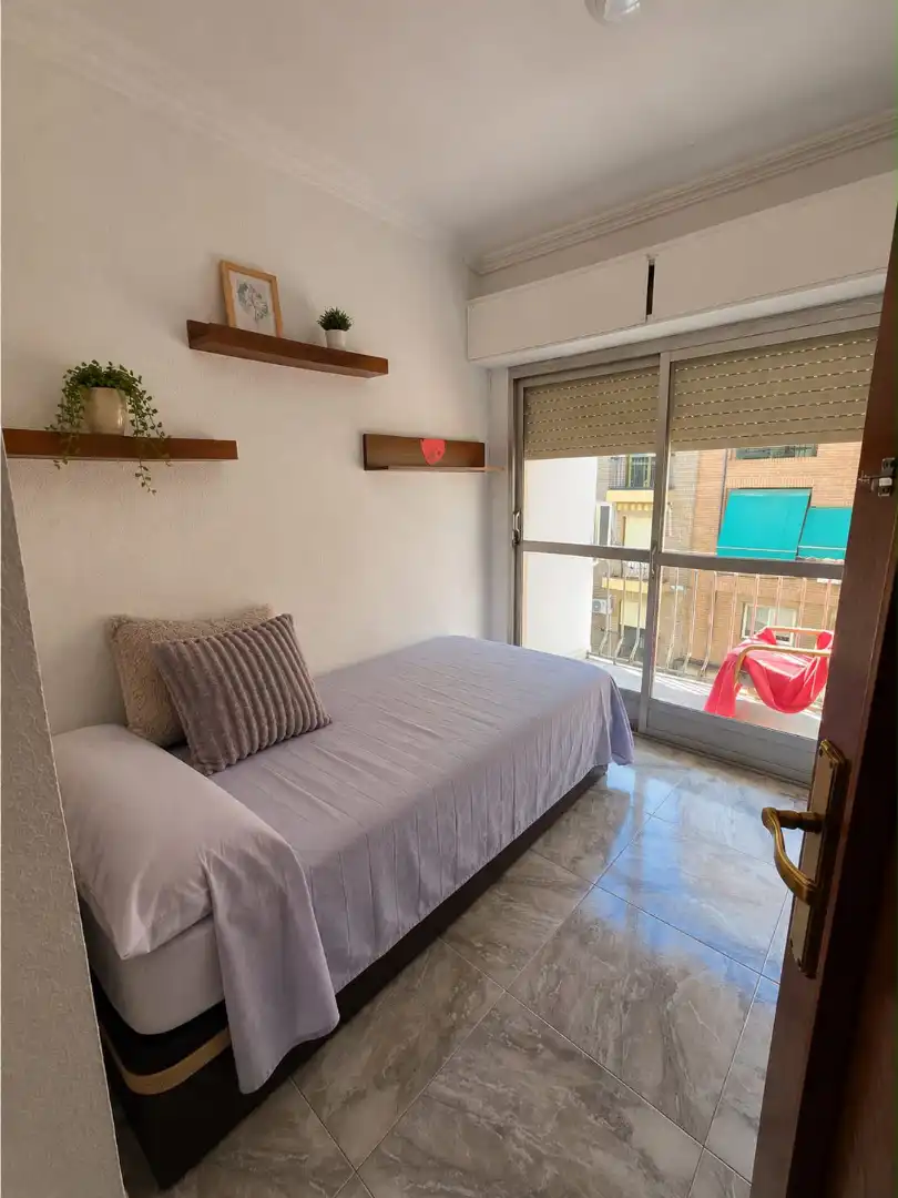 Flat with terrace for sale in Calle de la Gloria 59, imagen 4