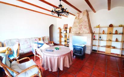 House or chalet for sale in Montroy