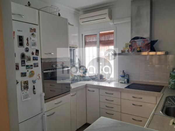 Cuina de Pis de lloguer en  Sevilla Capital amb Aire condicionat, Terrassa i Moblat