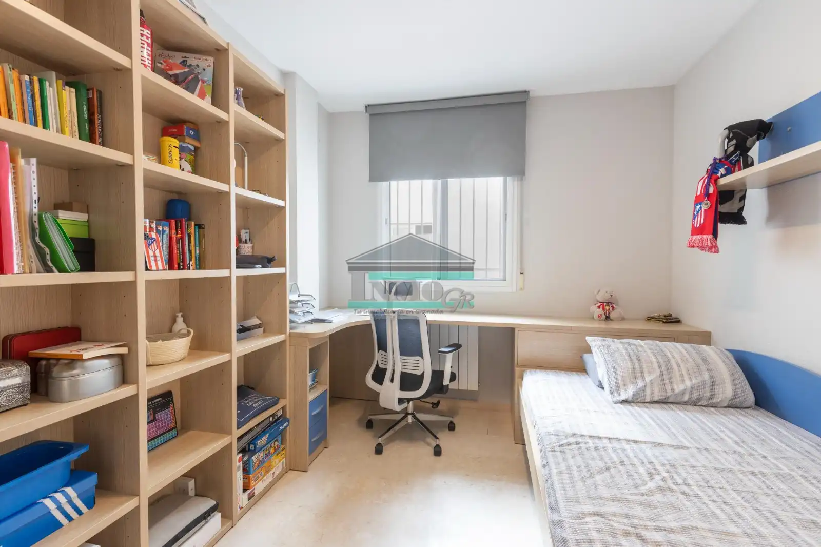 Bedroom of Flat for sale in Armilla  with Air Conditioner, Heating and Storage room