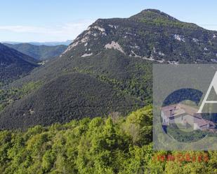 Finca rústica en venda a Montagut i Oix