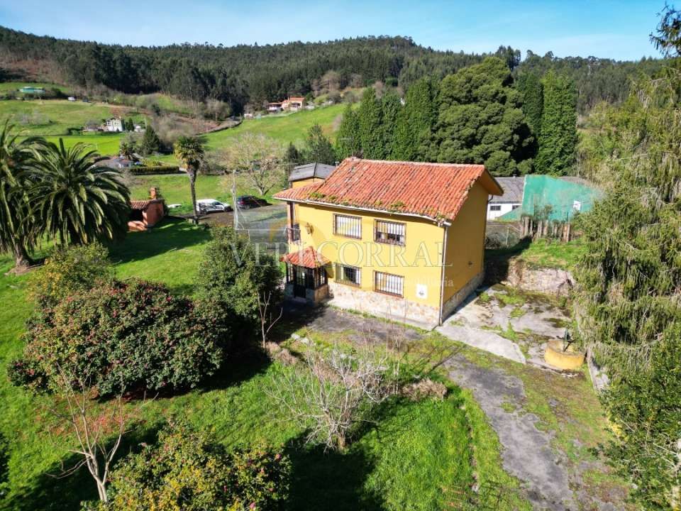 Exterior view of House or chalet for sale in Castrillón  with Private garden