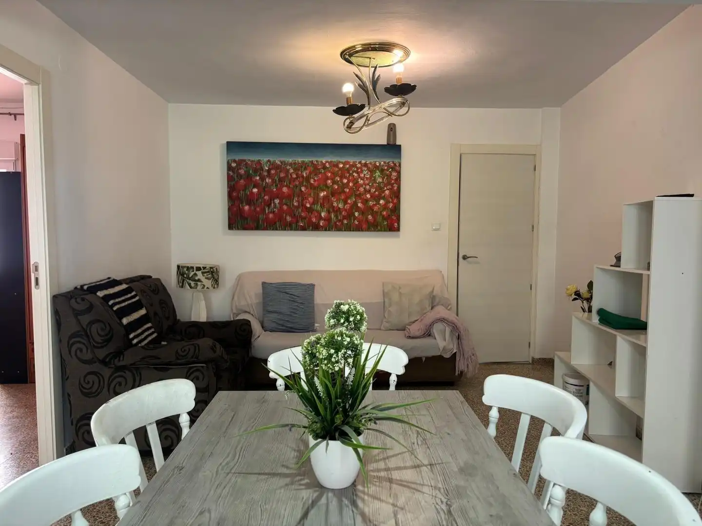 Sala d'estar de Pis de lloguer en Granada amb Calefacció, Terrassa i Moblat