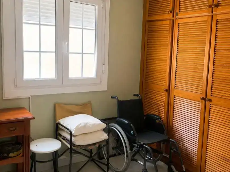 Habitación de Piso en venta en  Almería Capital con Aire acondicionado y Balcón