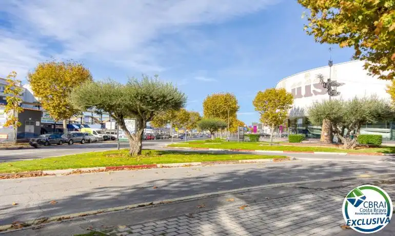 Vista exterior de Estudio en venta en Empuriabrava con Aire acondicionado, Calefacción y Terraza