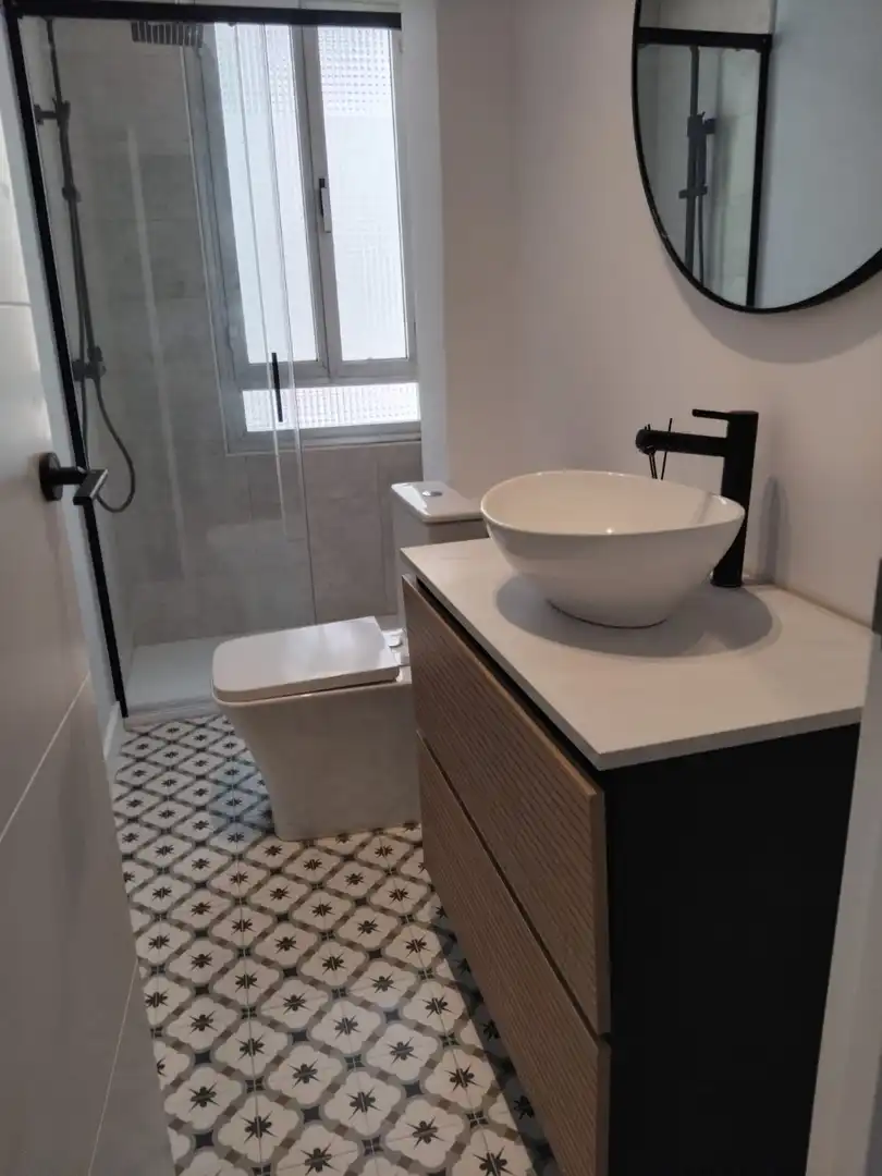 Bathroom of Flat for sale in  Logroño  with Heating and Storage room