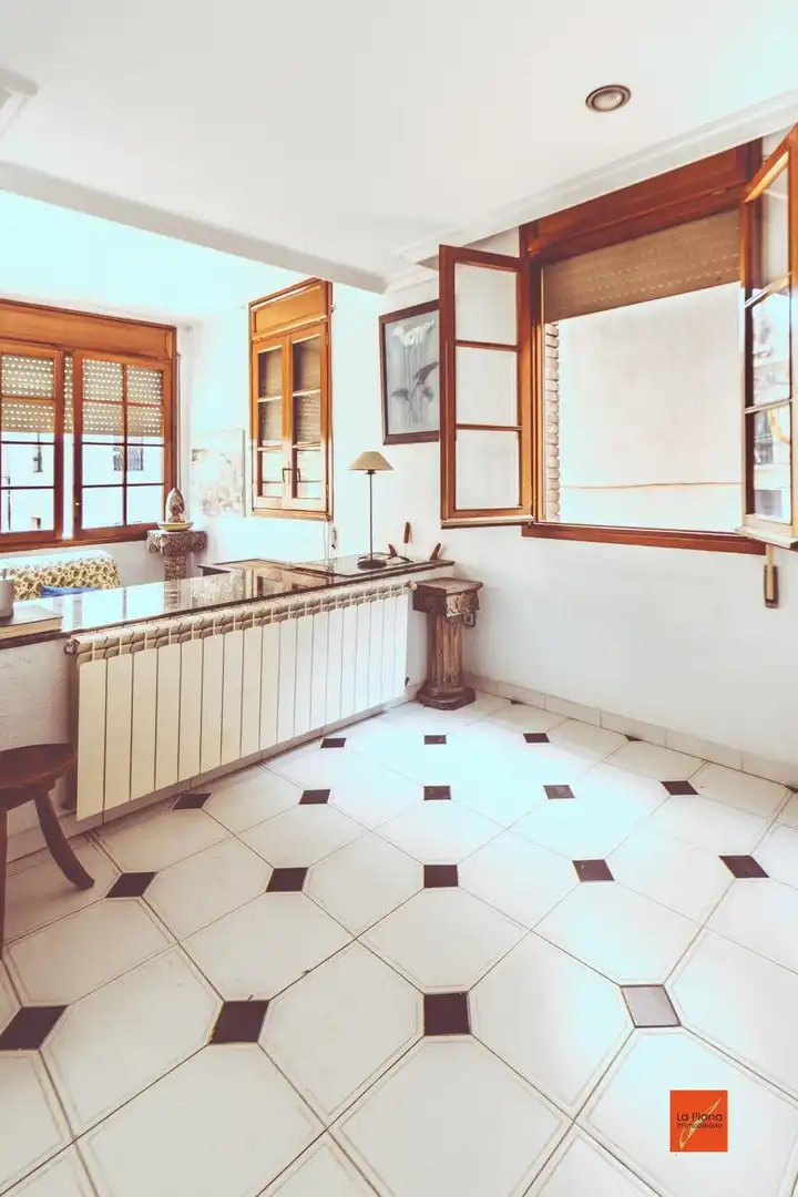 Cocina de Edificio en venta en Santa Bàrbara