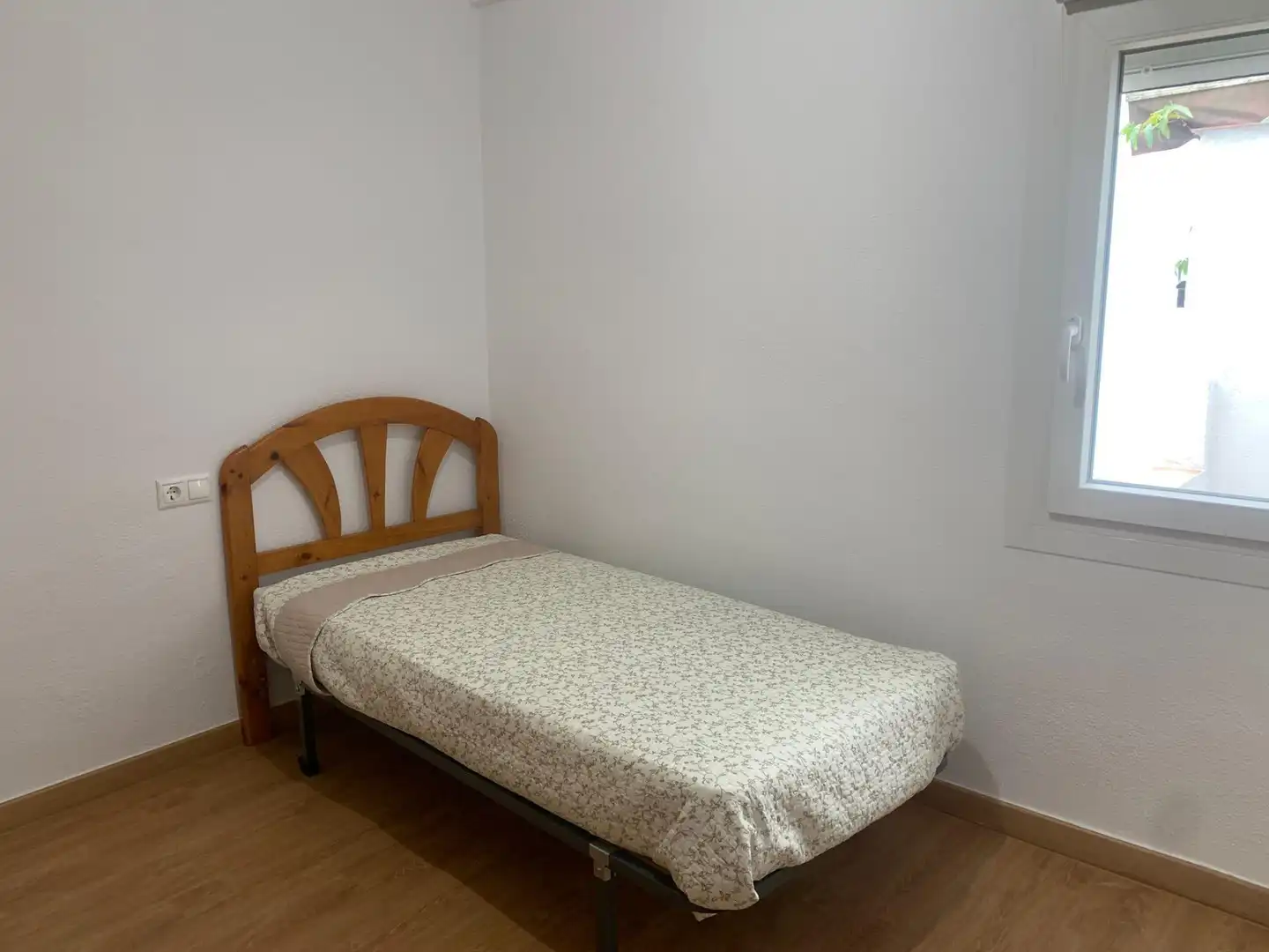 Bedroom of Flat for rent in Plasencia  with Furnished