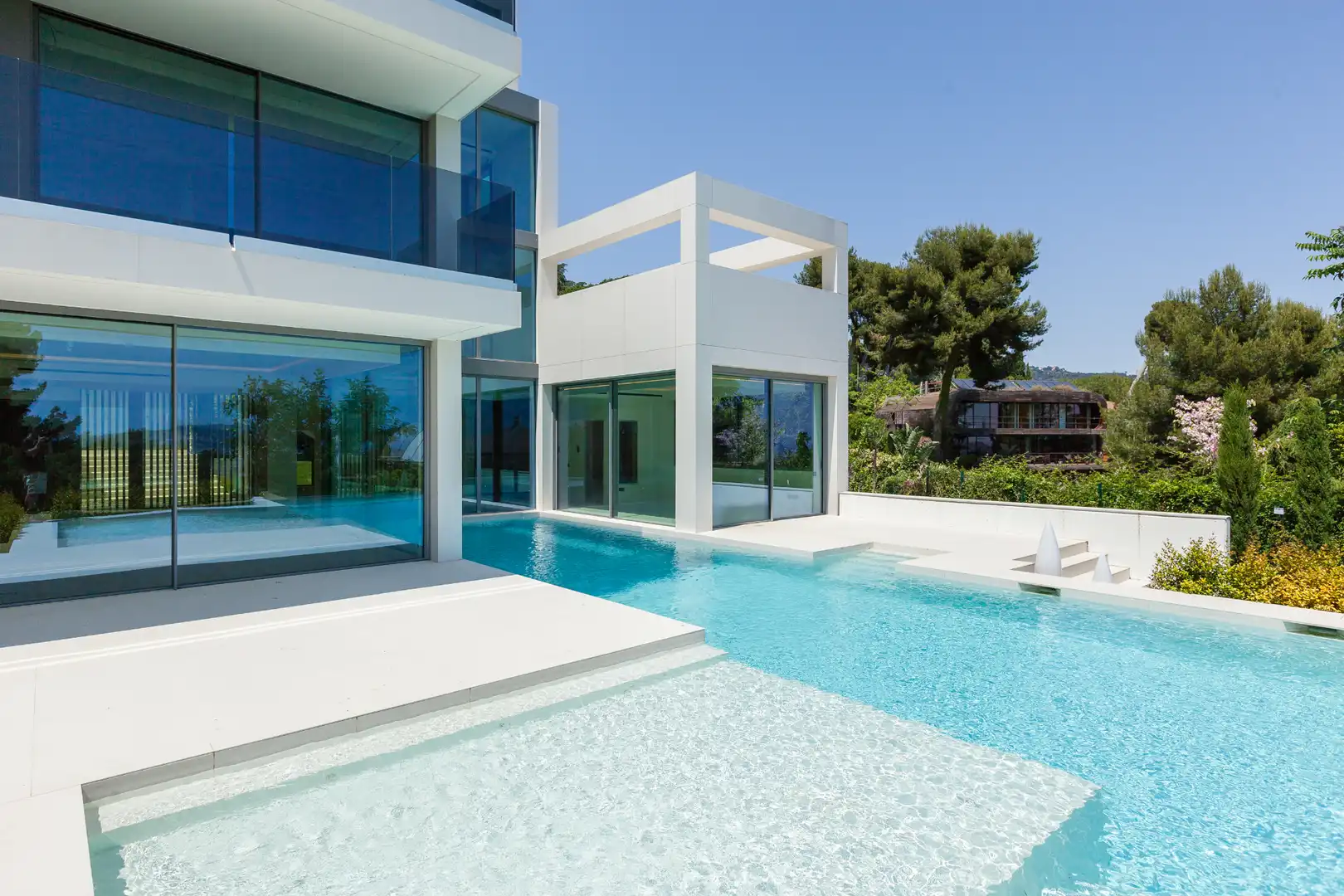 Swimming pool of Houses for sale in Barcelona  with Air Conditioner, Heating and Private garden