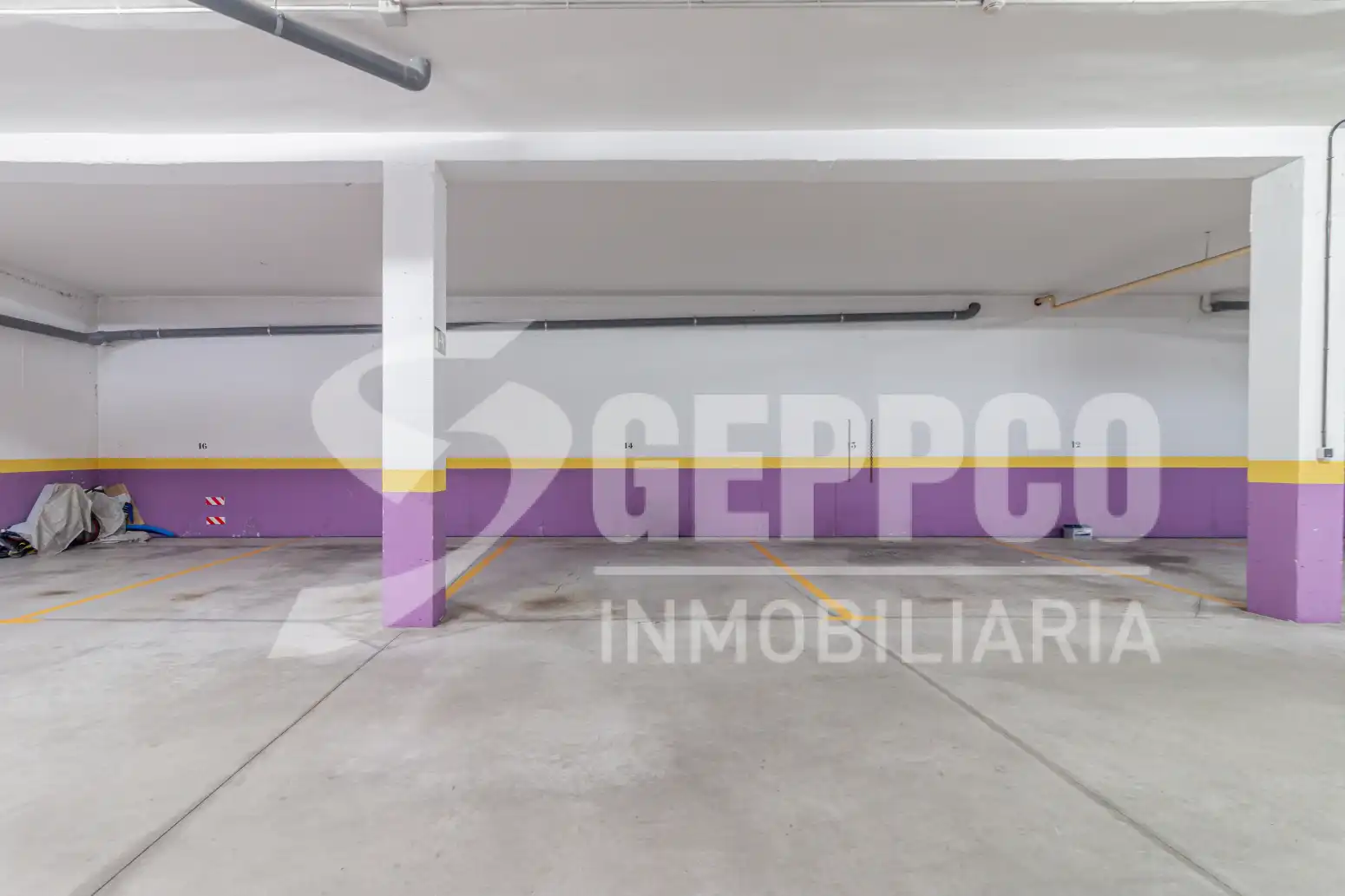 Parking de Dúplex en venta en Villalbilla con Aire acondicionado
