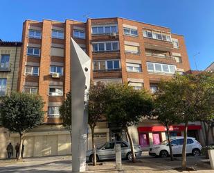 Vista exterior de Pis en venda en Valladolid Capital amb Calefacció i Terrassa