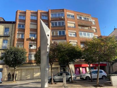 Exterior view of Flat for sale in Valladolid Capital  with Terrace