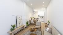 Sala d'estar de Apartament en venda en  Madrid Capital amb Aire condicionat i Calefacció