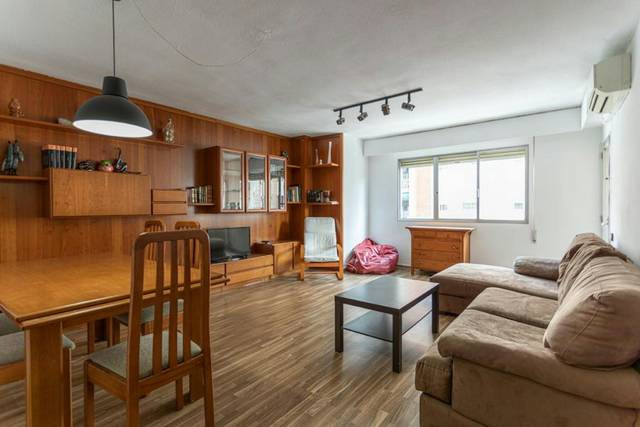 Piso en Alquiler en N/A en L'Illa Perduda