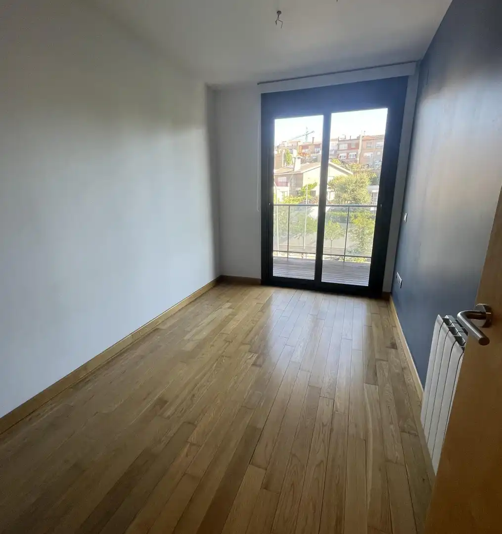 Habitación de Piso en venta en Igualada con Calefacción y Jardín privado