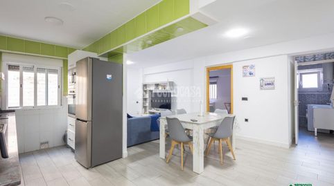 Foto 2 de Piso en venta en Ciudad Jardín - Tagarete - El Zapillo, Almería Capital