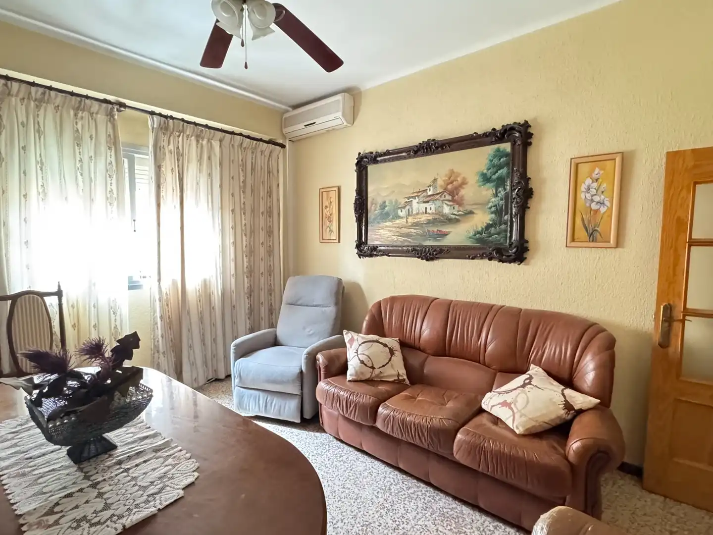 Sala d'estar de Pis en venda en Almería