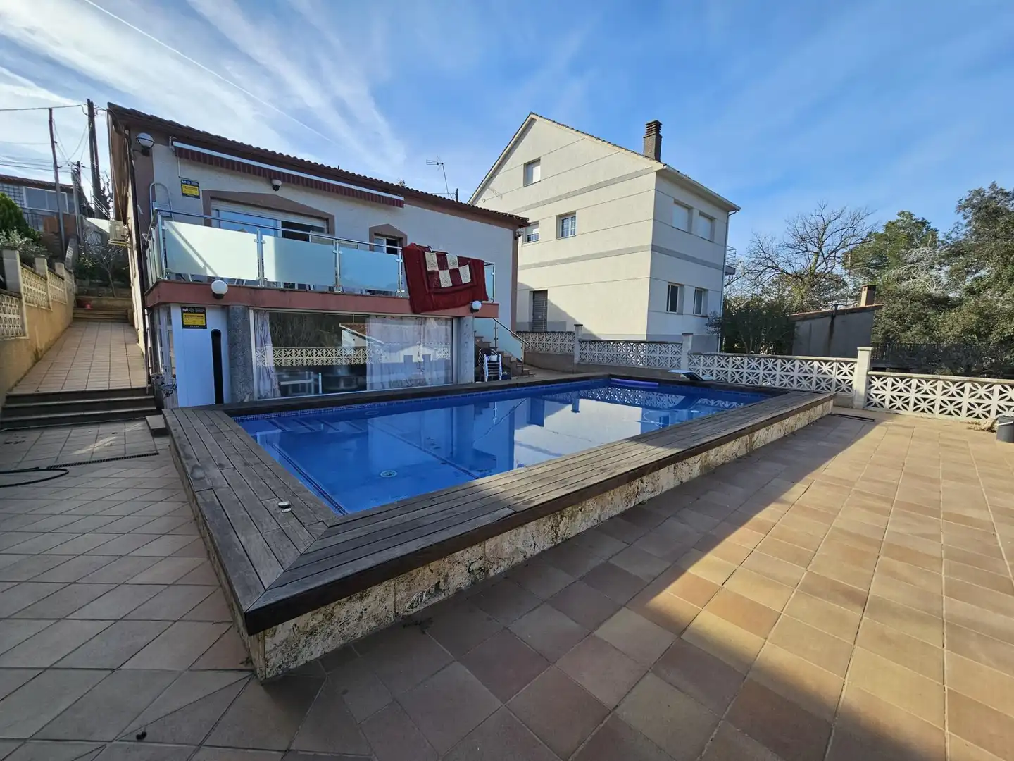 Piscina de Casa o chalet en venta en Rubí con Aire acondicionado, Jardín privado y Parquet