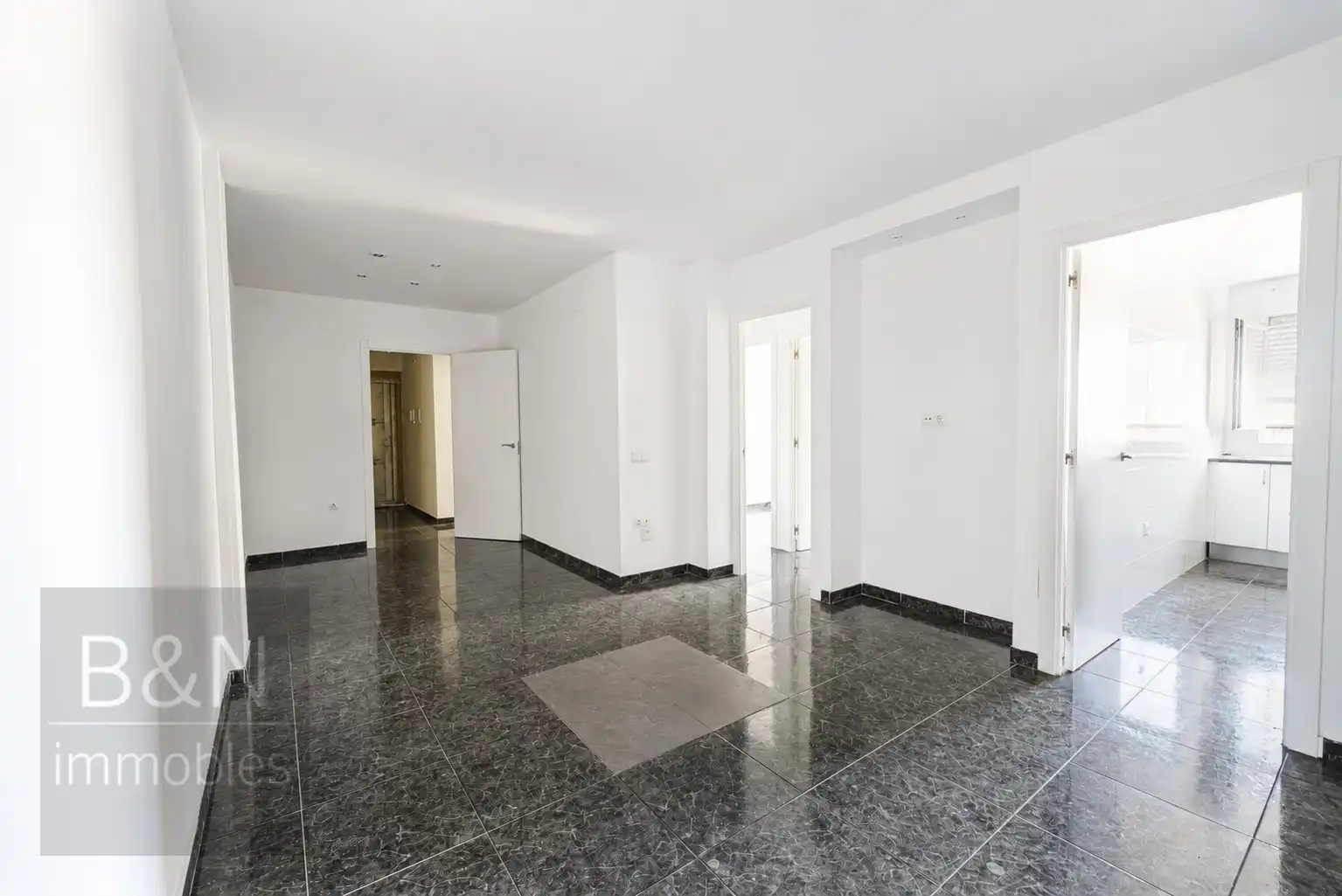 Piso en venta en Terrassa con Balcón