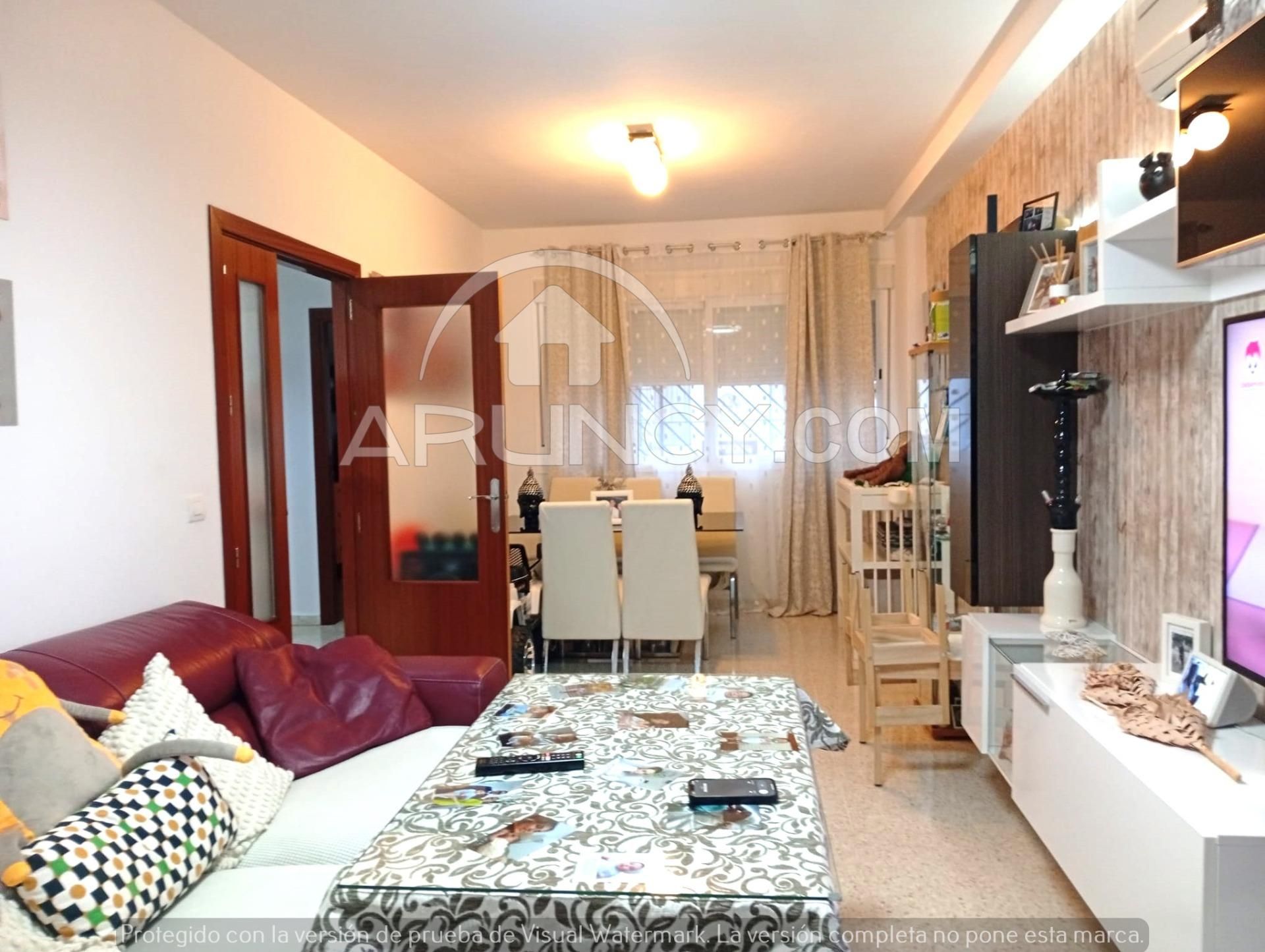 Sala d'estar de Casa o xalet en venda en Alcalá de Guadaira amb Aire condicionat, Terrassa i Traster