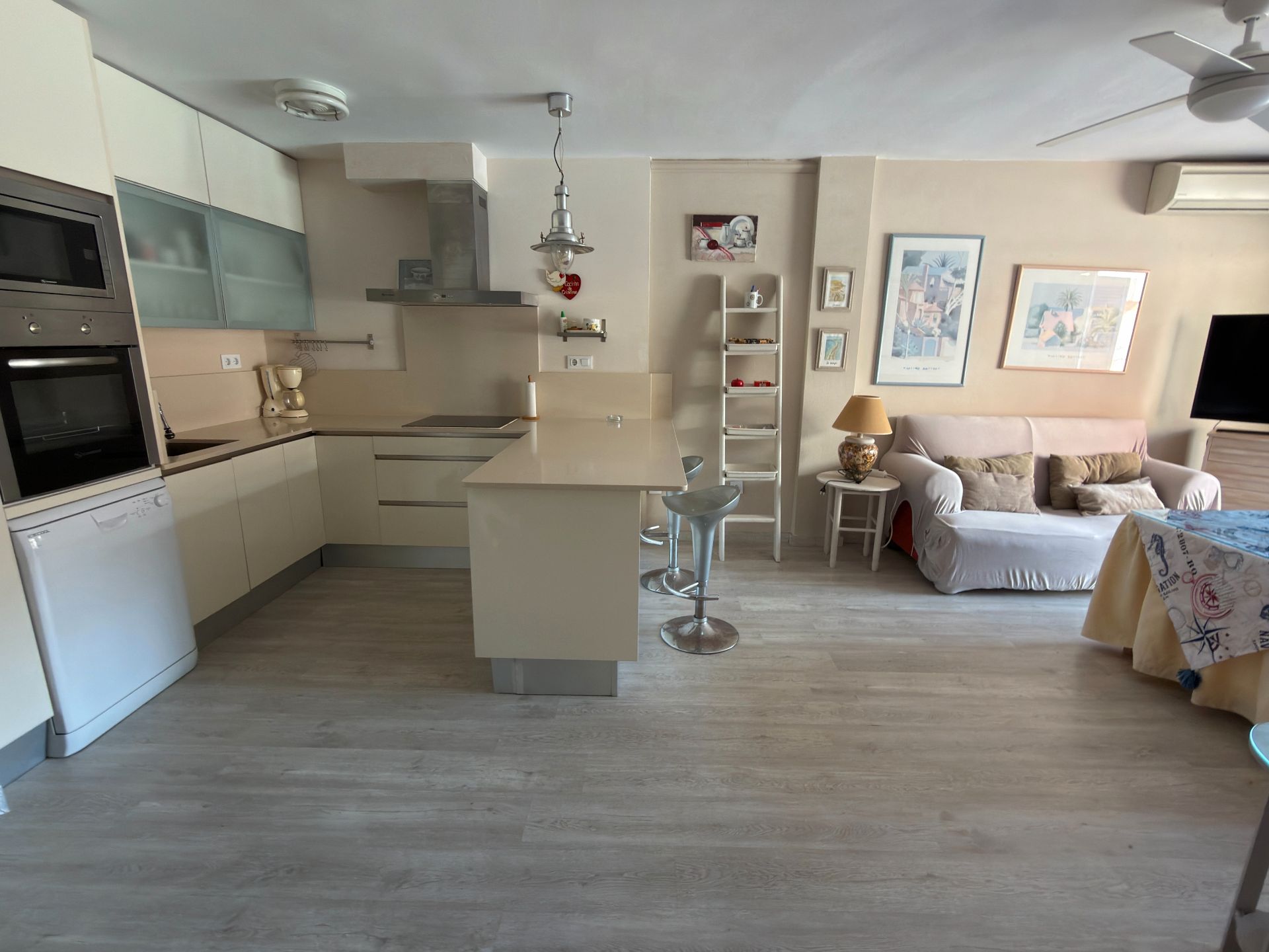 Kitchen of Flat for sale in La Manga del Mar Menor  with Air Conditioner, Private garden and Terrace