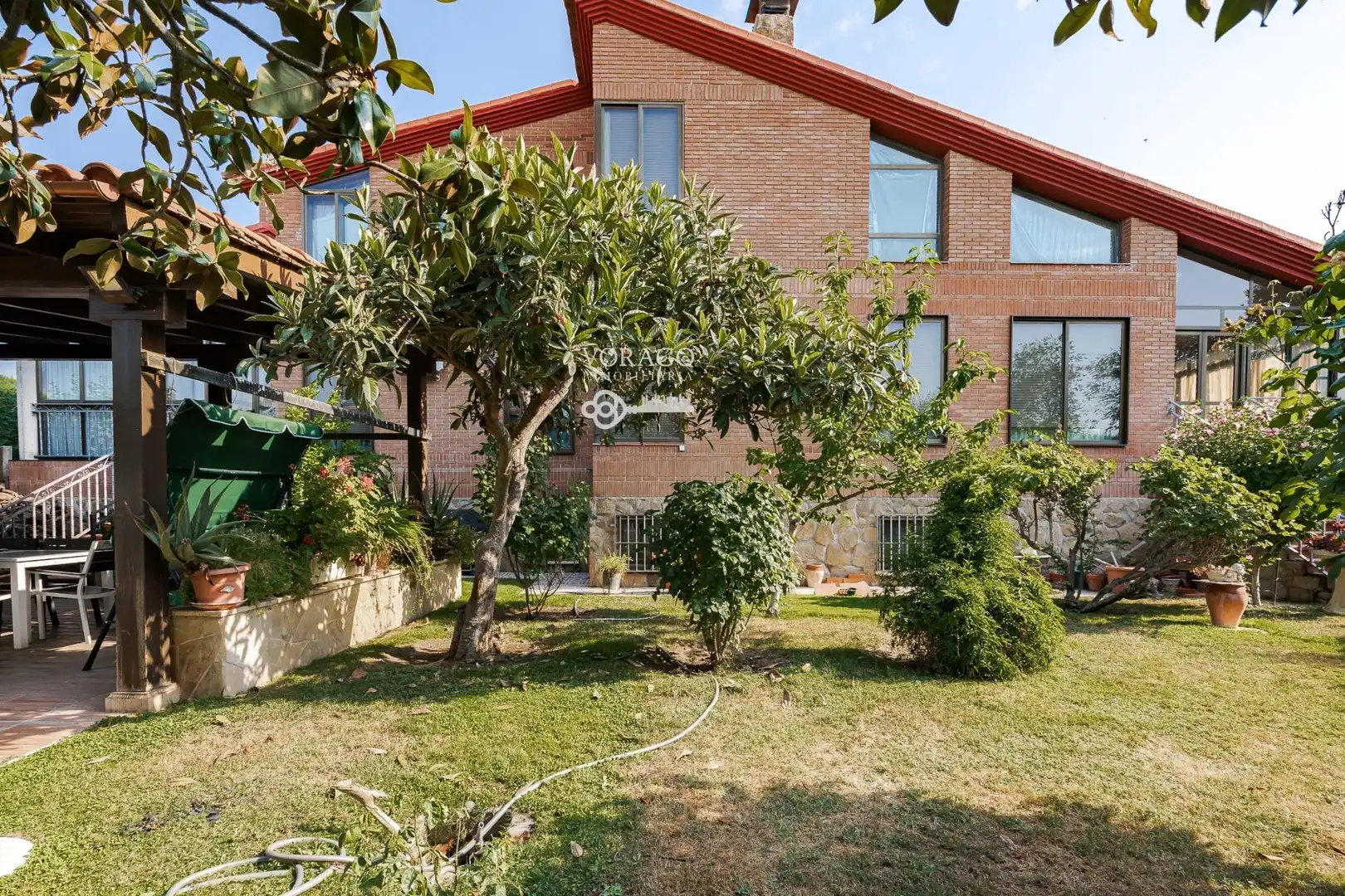 Vista exterior de Casa o chalet en venta en Villalbilla con Aire acondicionado, Piscina y Jacuzzi