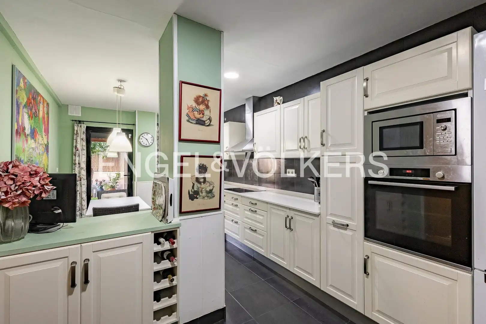 Cocina de Apartamento en venta en Sant Feliu de Llobregat con Aire acondicionado, Calefacción y Jardín privado