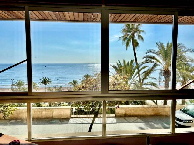 Local comercial en Venta en Calle de la Virgen del Socorro en Raval Roig - Virgen del Socorro