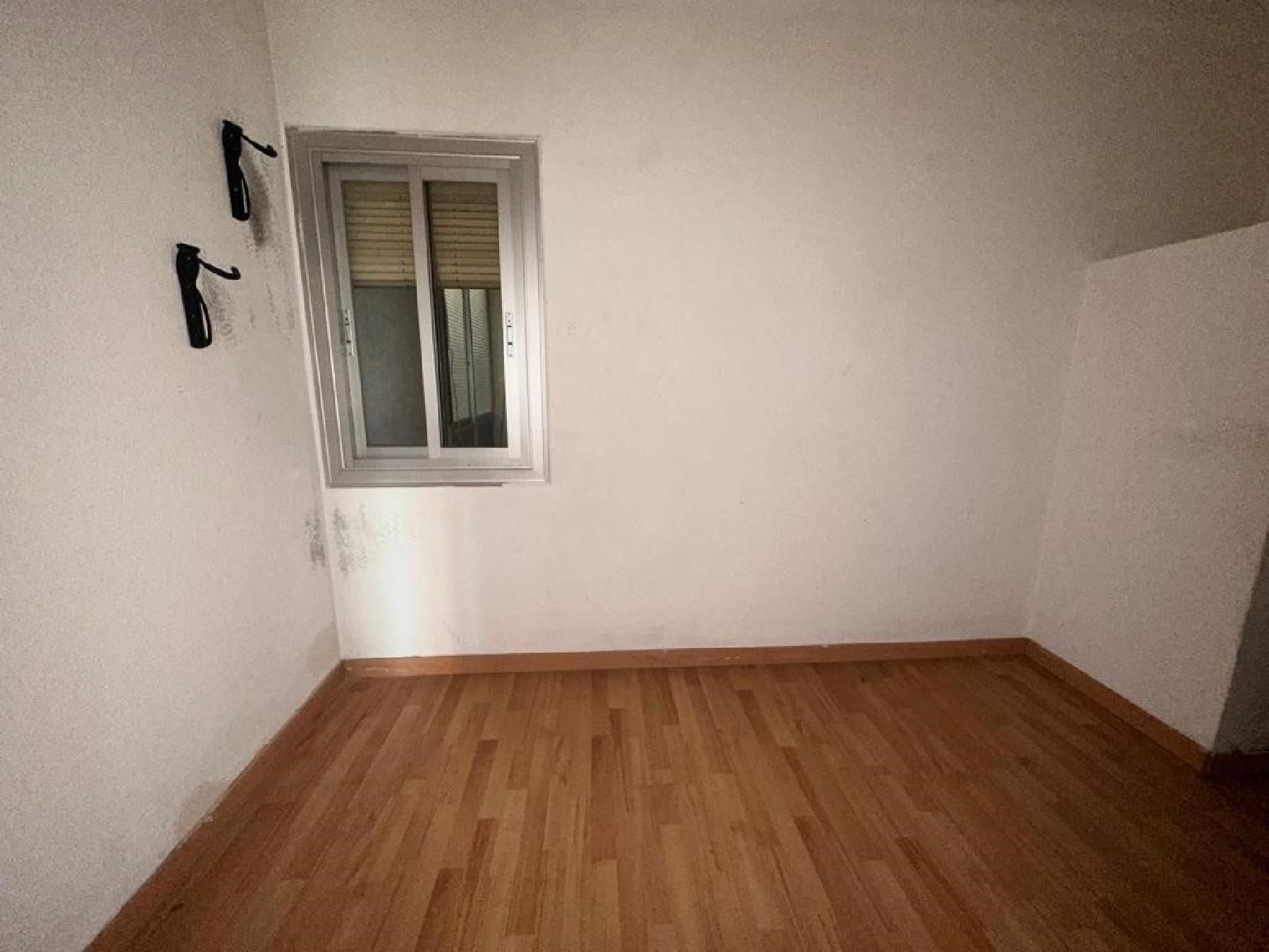 Bedroom of Flat for sale in Badalona