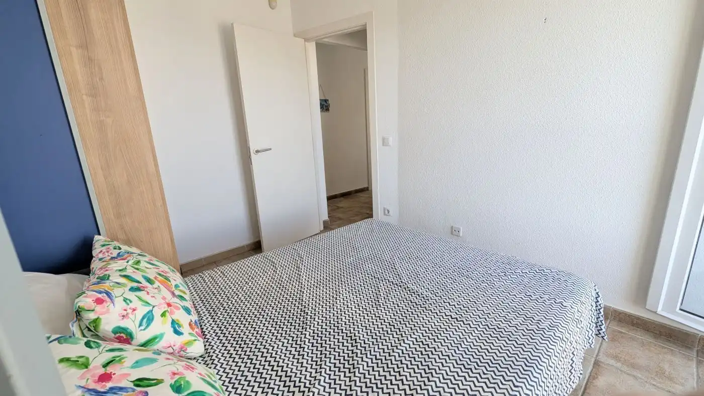 Habitación de Ático en venta en Empuriabrava con Aire acondicionado, Calefacción y Terraza