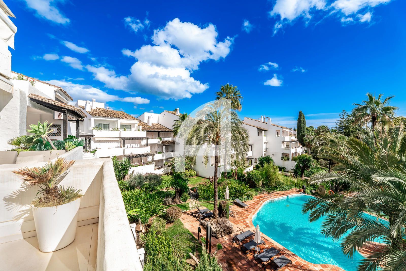 Garden of Flat for sale in Marbella  with Air Conditioner, Heating and Terrace