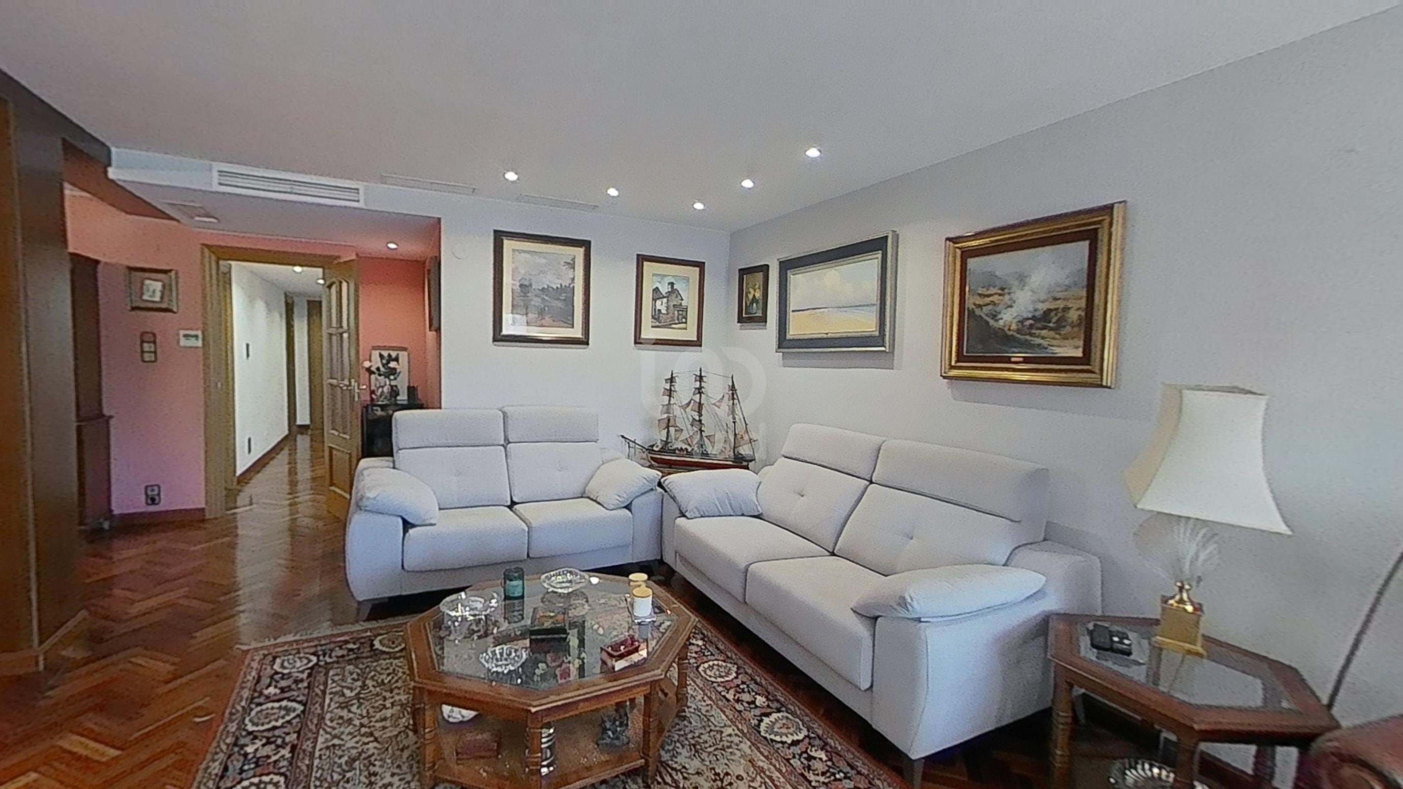 Sala d'estar de Pis en venda en  Zaragoza Capital amb Aire condicionat, Calefacció i Terrassa
