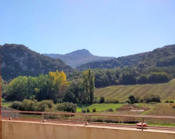 Casa-chalet en Venta en Bernedo