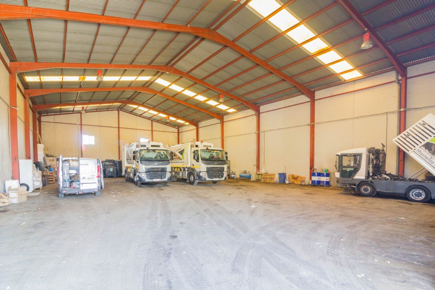 Aparcament de Nau industrial en venda en Callosa de Segura