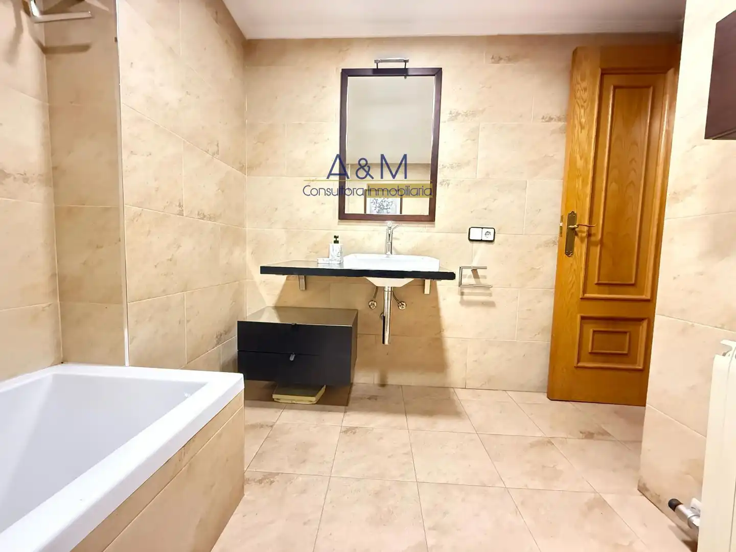 Bany de Pis en venda en Valladolid amb Aire condicionat i Calefacció