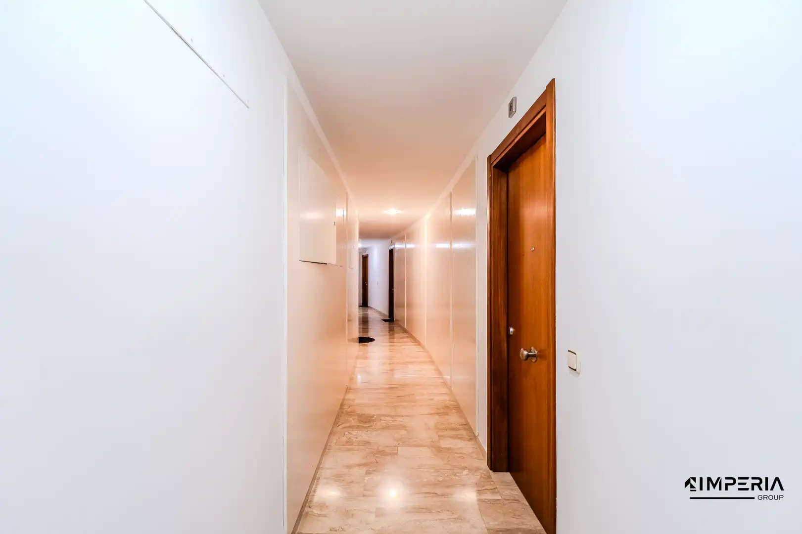 Piso con terraza en venta en Carrer Barcelona, imagen 52