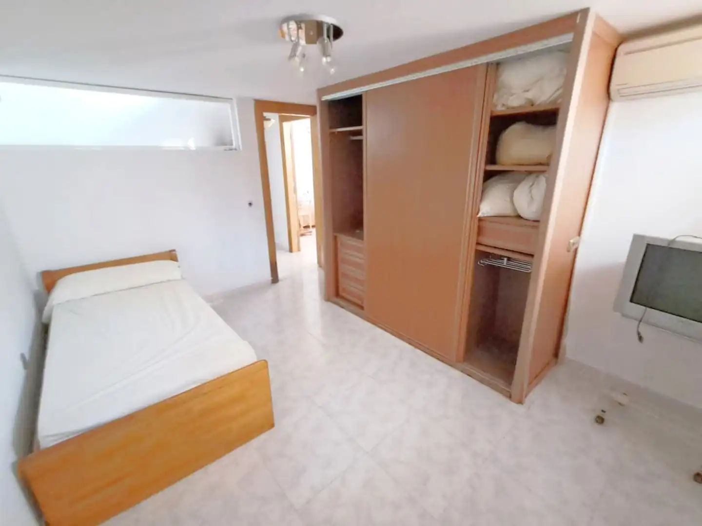 Dormitori de Casa adosada en venda en Benalmádena amb Aire condicionat, Calefacció i Jardí privat