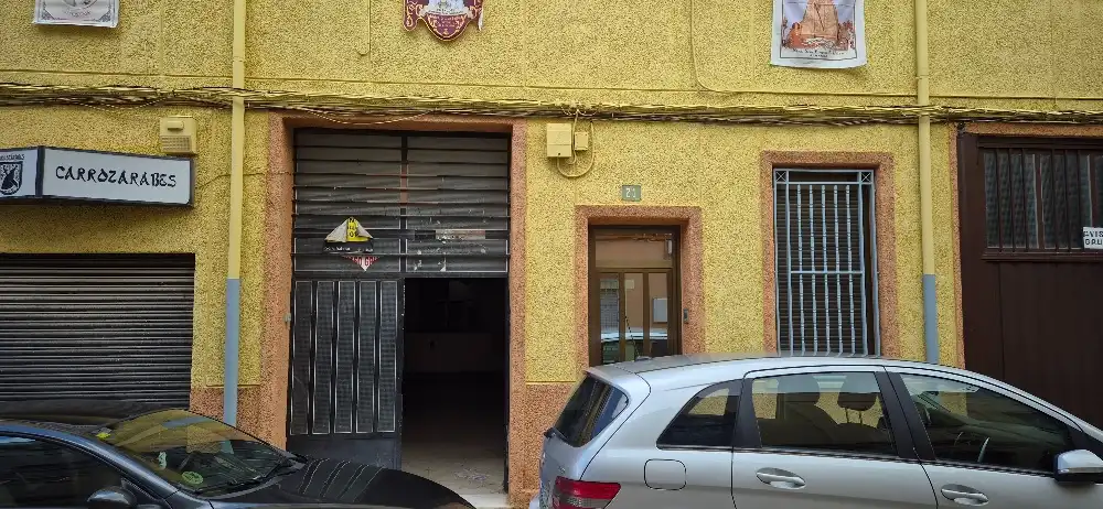 Locale commerciale in vendita a Calle Hernán Cortés 21